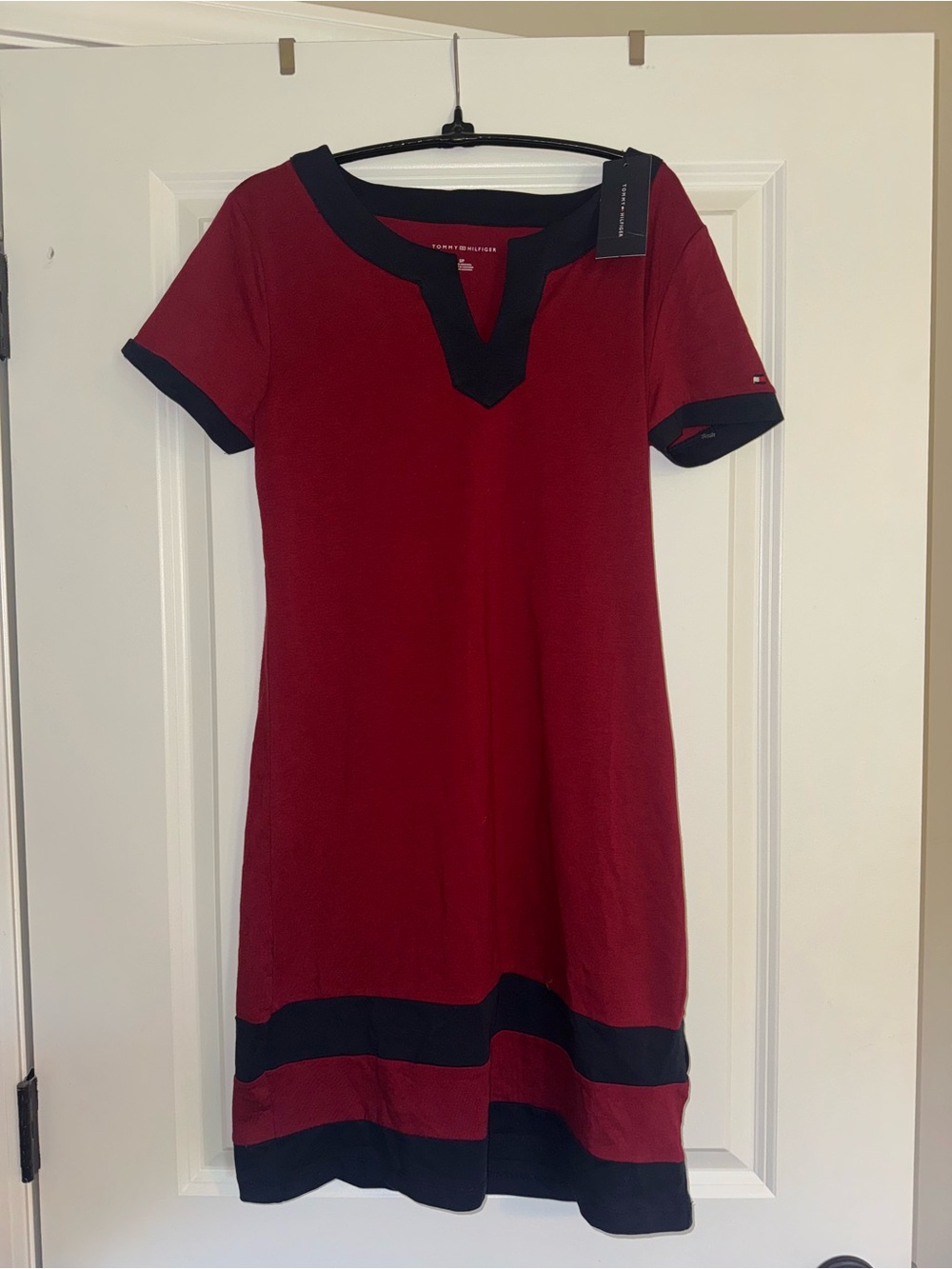 Tommy Hilfiger NWT Red Navy Split Neck Colorblock Dress Size Small